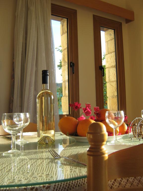Villa Pergia Latchi Polis Cameră foto